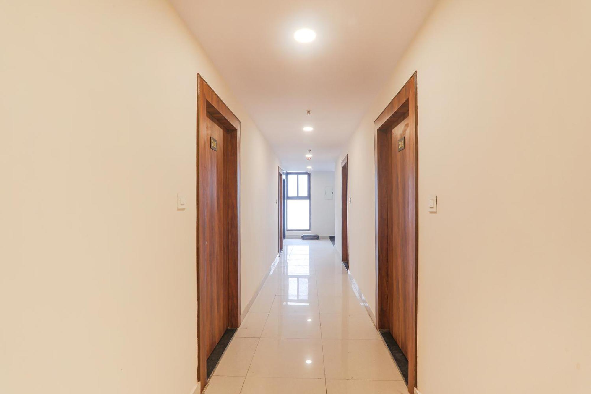 Fabhotel Rachna Palace And Banquets - Nr Lekhraj Metro Station Lucknow Buitenkant foto